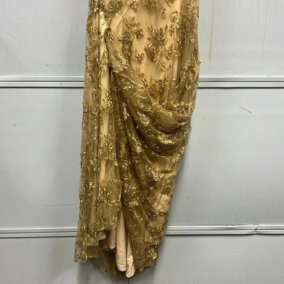 Women’s Gold Lace Beaded Formal Dress Size 9 - Picture 5 of 7